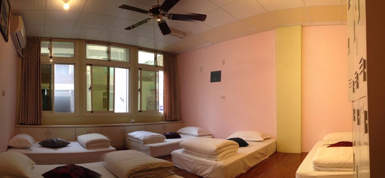 Handy Hostel Хуалянь Экстерьер фото